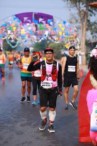 BIB: 47725, 111
                            <button type="button" onclick="openModal(9923858)" class="btn btn-primary btn-sm float-right btn-popup" data-toggle="modal" data-target=".modal-high-quality">
                        <i class="fas fa-shopping-cart"></i> Add to Cart
                    </button>
                                            <button type="button" onclick="isThisMe(9923858, true)" class="btn btn-success btn-sm float-right btn-popup btn-isme hidden" data-toggle="tooltip" data-placement="bottom" title="นี่คือรูปของคุณใช่ไหม คลิกที่นี่เพื่อเอาเข้าอัลบั้ม">
                        <i class="fas fa-plus"></i> Add to album
                    </button>
                    <button type="button" onclick="isThisMe(9923858, false)" class="btn btn-warning btn-sm float-right btn-popup btn-isnotme hidden">
                        <i class="fas fa-ban"></i> Remove from album
                    </button>